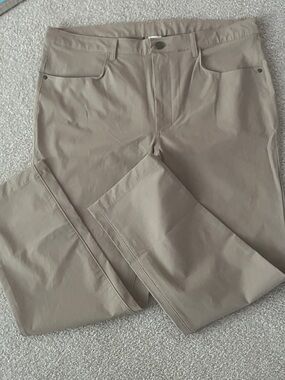 NWT Men's All in Motion 360 Lifestyle twill pants 38x30